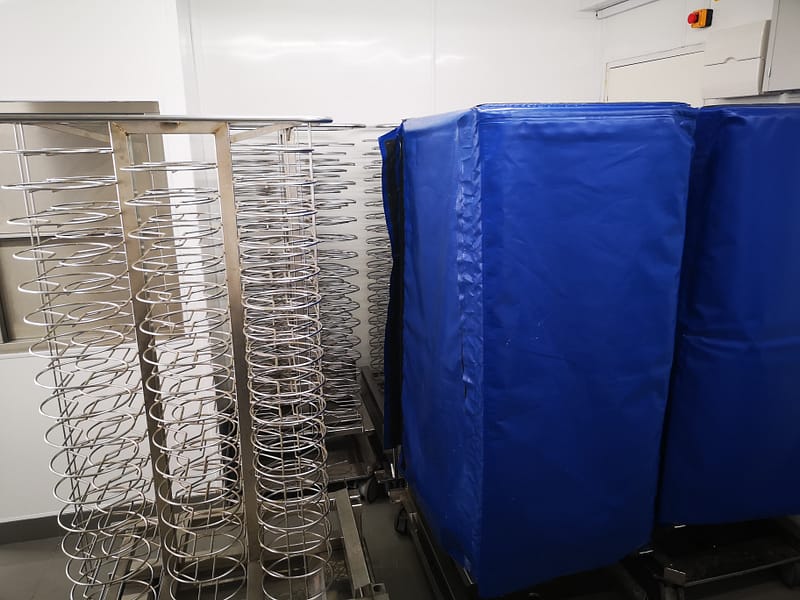 Rational Mobile 100 plate racks/trolleys with covers