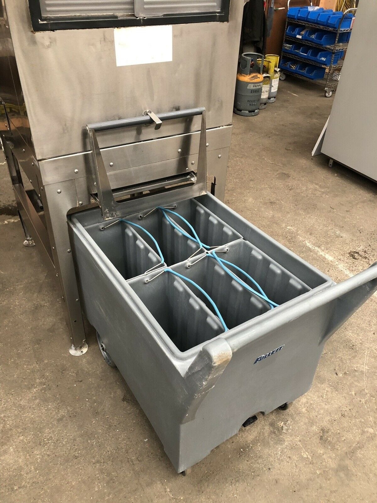 Follet Ice Flaker &Smart Cart With Inspection Pane – Lancashire